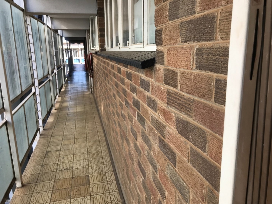 2 Bedroom Property for Sale in Bloemfontein Free State